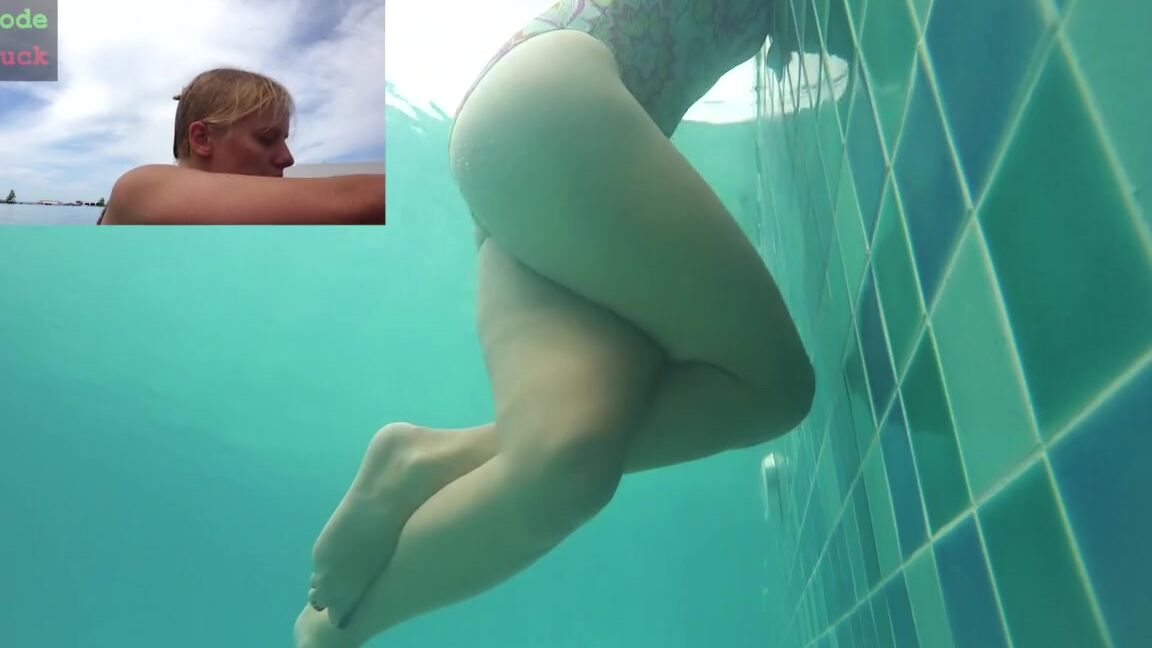 Codefuck От вибратора в пиздёнке кайфует тёлочка в бассейне (Alexandra Codefuck) PornHubPremium