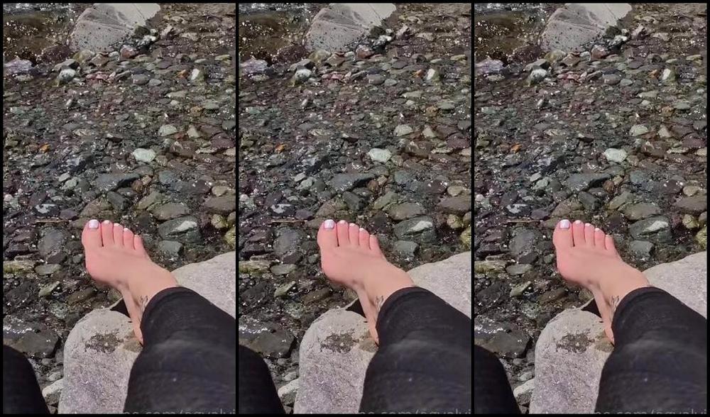 Egyal Storm Aka Egyalvip Onlyfans Doble Daily Content I Love The Outdoor Can You Imagine Youre Mi Friend And You Look My Barefoo 2