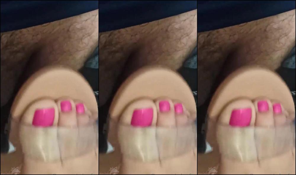 Raposinhafeet Esqueci De Tirar A Sand Lia Pra Fazer O Footjob