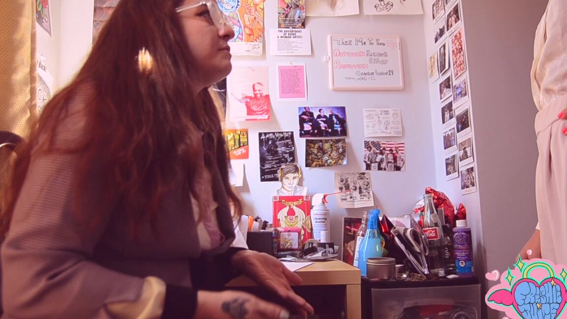 Freshie Juice Pantsing Her Bitchy Boss