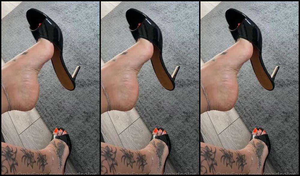 Msmaddy Aka Madsoles 1 Onlyfans When I Was Patiently Waiting For My New Foot Slave To Arrive He Arrived Slightly Early So He Go 1