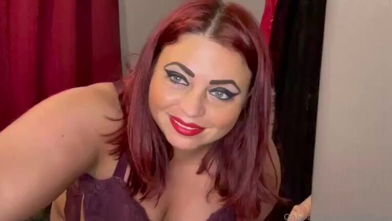 Mistress Eclipse Nicknamed Mistresseeclips Femdom 04 21 2022 Onlyfans Video Pulling On The Jodhpurs Is No Easy Task Welcome To My Life