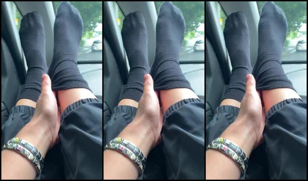 Miss Emma Rose Nicknamed Emmaemmarose Onlyfans Good Morning One From Driving Home Yesterday I Couldn T Resist Not Getting My Toes Out