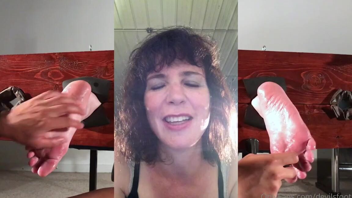 Devilsfootstool Onlyfans Kays First Time In The Stocks Pt2