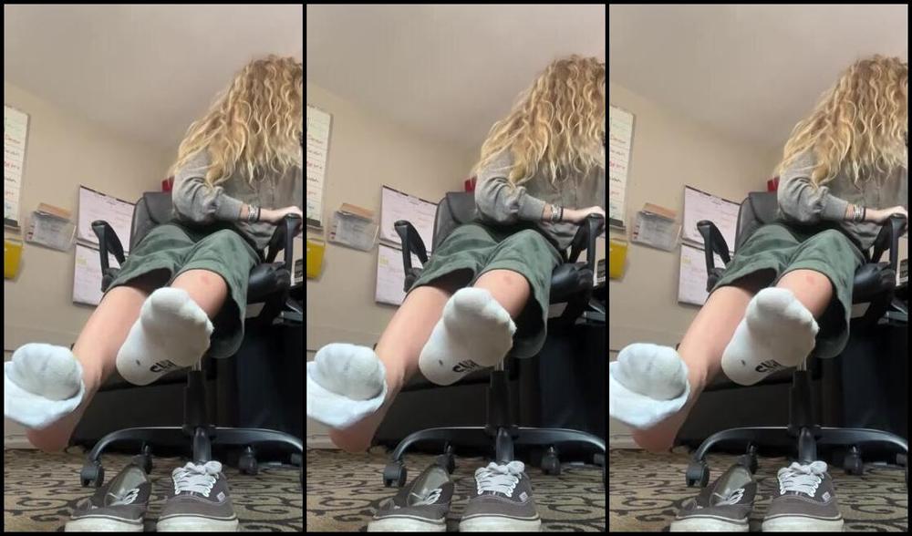 Theperfectmistress 09 25 2024 Onlyfans Video Sock Strip Tease Won The Pollp