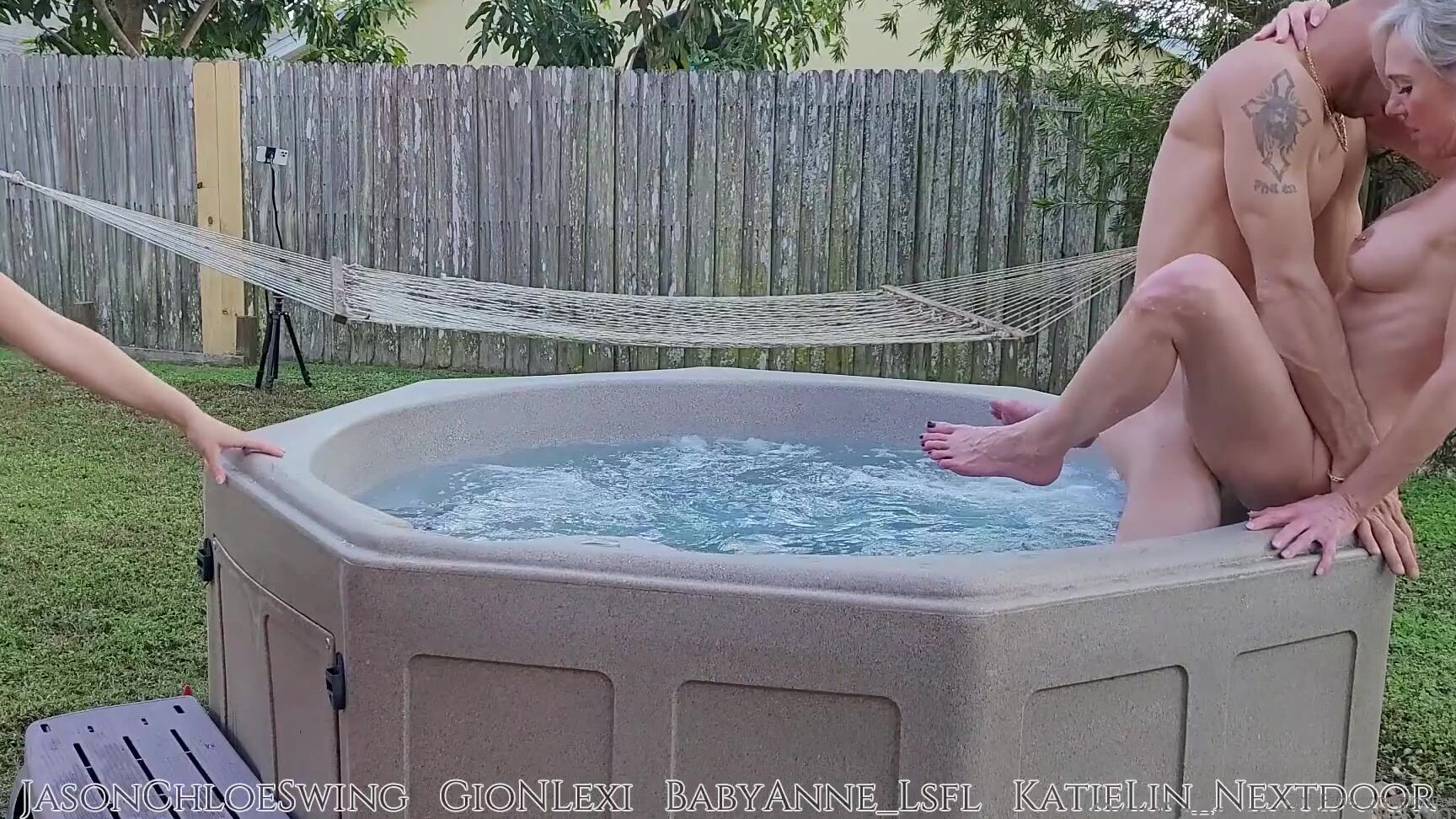 Gionlexinoppv Outside Jacuzzi Orgy Still Pov Couple Onlyfans XXX