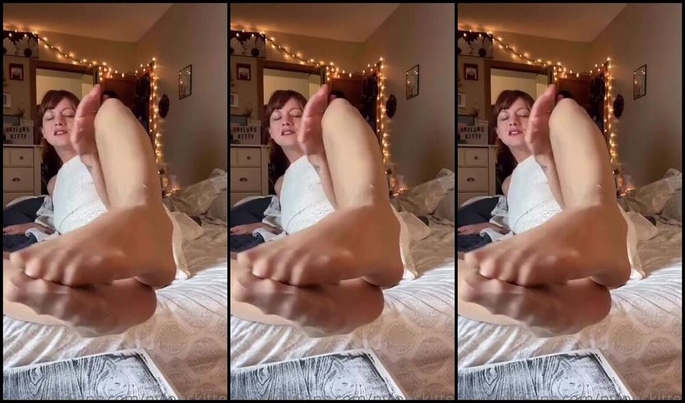 Nylonskitten Nicknamed Nylonskitten 04 29 2020 Onlyfans Video Video Clip Nylon Feet Tease Let Me Wrap Them Around Yours Music Kiwi