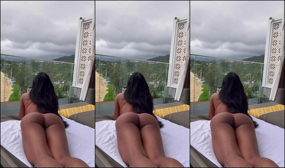 Nursh Do You Like The View Baby