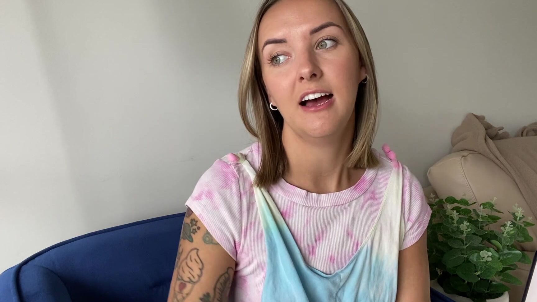 littleeviejones-26-01-2021-2013406558-q-a-10-1.-what-is-a-secret-you-ve-kept-from-your-parents-2.-most-food-you-ve-eaten-i