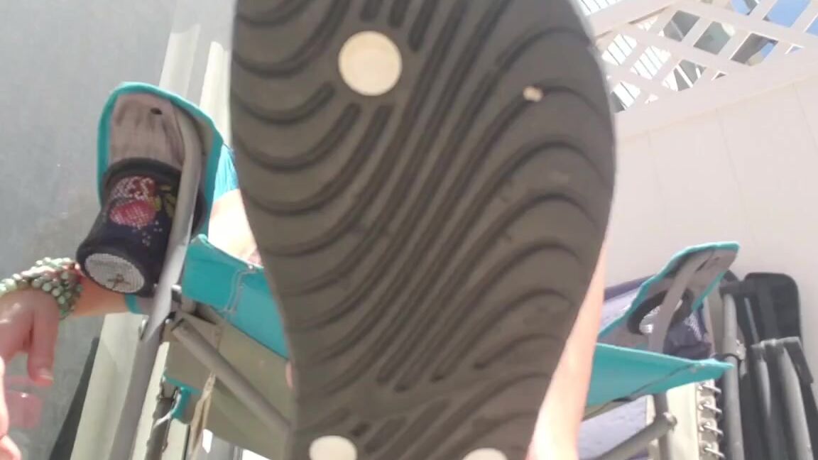 Themikaylamiles Onlyfans Flipflopdangle Flipflop Ignore Footignore Footdangle Flipflops Mikaylamiles Bigfeet Amazonp