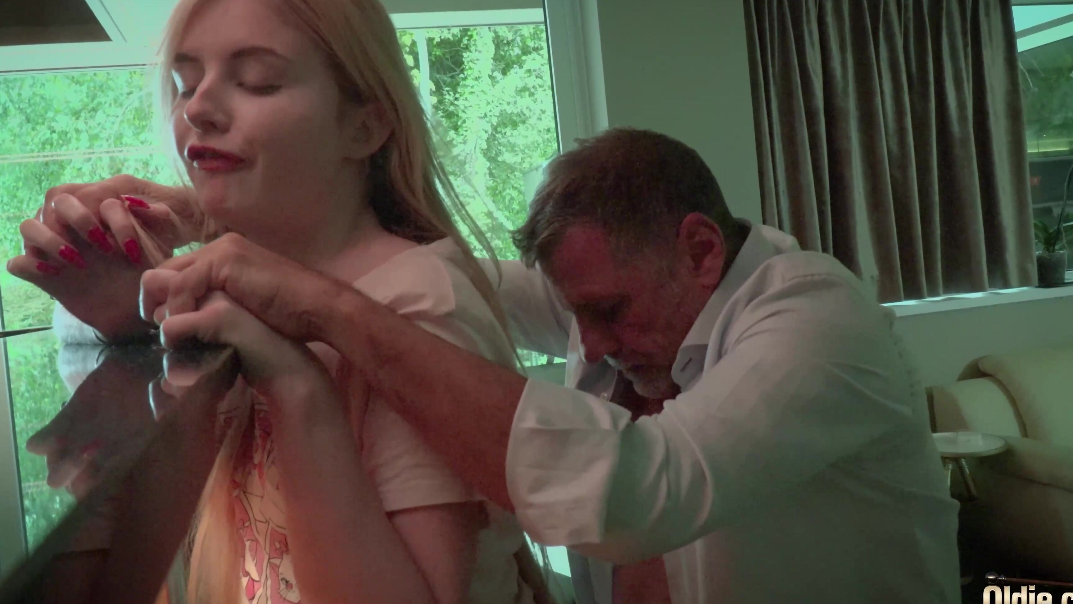 Oldje 828 Kinky Lobby Sex with Baby Kxtten, Phillipe Oldje