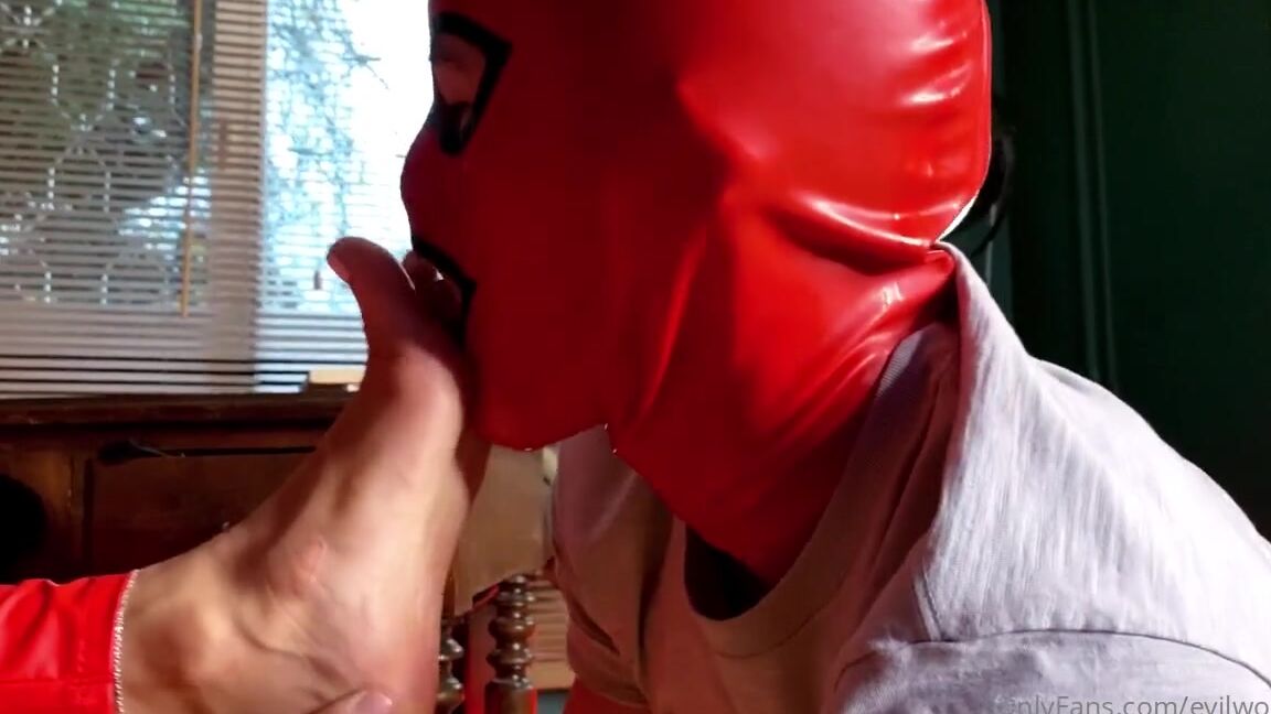 Evil Woman Aka Evilwoman Onlyfans Video 23P