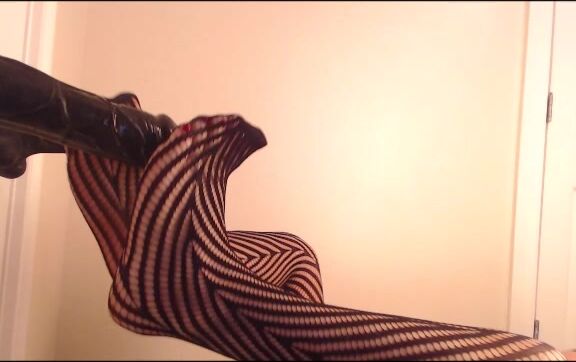 Goddess Siham Pov Joi Foot Fuck For Daddy