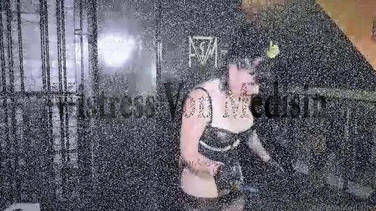 Mistress Ava Von Medisin Aka Avavonmedisin Onlyfans My Wonderful Goldicock In My Strapon Now Has The Sluts Hole Stretched And Wide Let