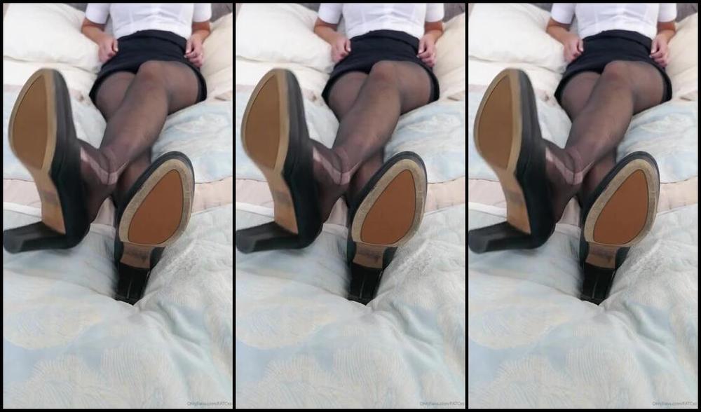 The Legs Next Door Nicknamed The Legs Next Door Onlyfans These Work Nylons Are Well And Truly Finished They Ve Been Worn Until I Can T Wear Them To Work