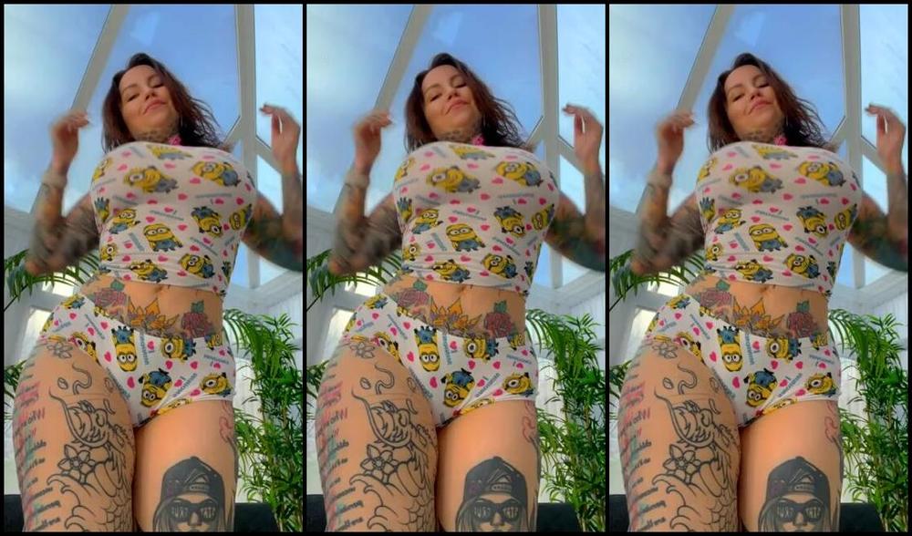 Hayley B Nicknamed Hayley B Onlyfans Morning Fckers135