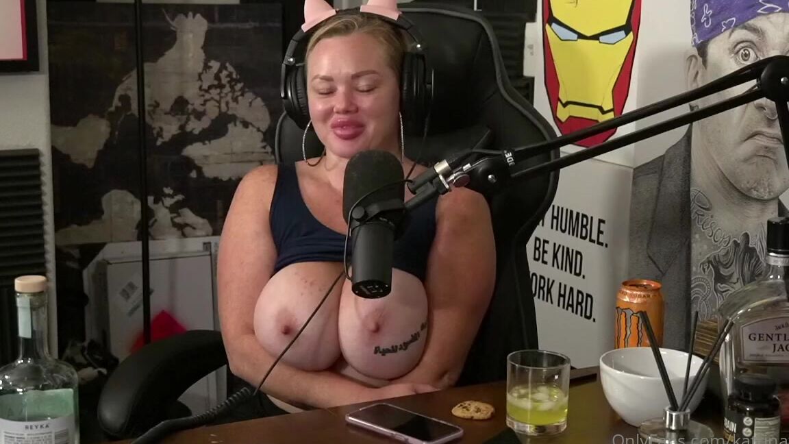 katrinathicc-02-09-2021-2209808354-katrina-thicc-after-dark-w-adamnkat