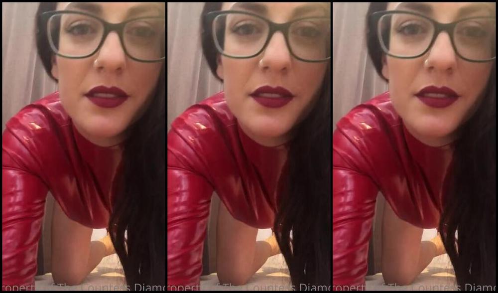 Countess Diamond Aka Countessdiamond Onlyfans Stumbled Across A Little Clip This Is 2019 Diamond The Glasses Might Be Different And The