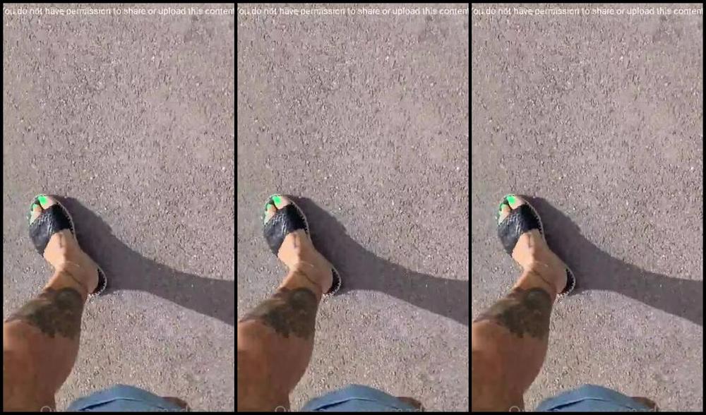 Msmaddy Aka Madsoles 1 Onlyfans Going For My Park Walk With The Mules Slapping On My Soles Think You Would Hear Me Coming