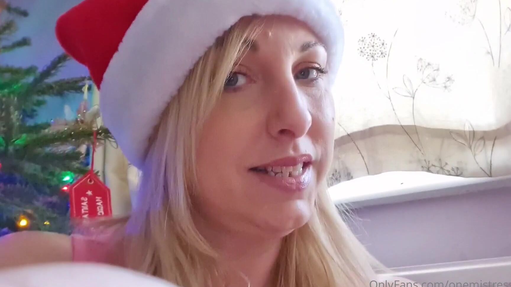 Mistressjxx Giantess Full Clip A Christmas Buttcrush
