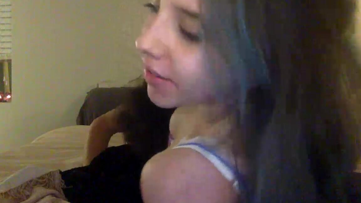 bloomroom-20-12-2020-1483216754-stream-started-at-12-20-2020-02-00-am