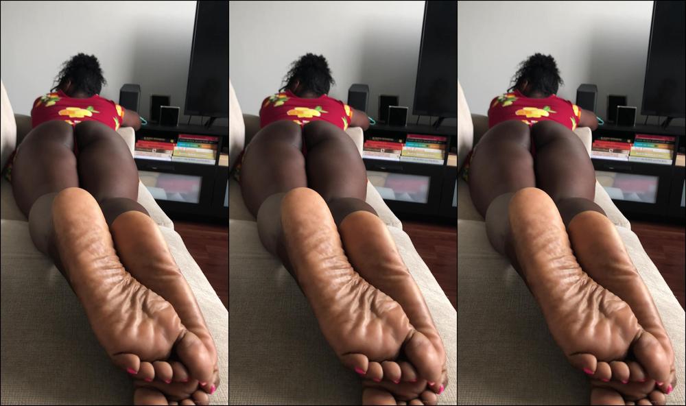 Goddessnikkisoles Some Booty And Soles To Start Your Day Off Just Right