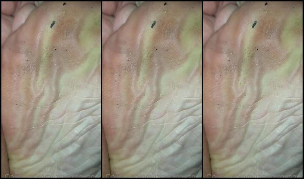 Maddison Spoilt Nicknamed Maddisonspoilt Onlyfans So The Sole On My Boots Has Worn Thin Been In Them All Day Without Socks You Going To Clean My Fee