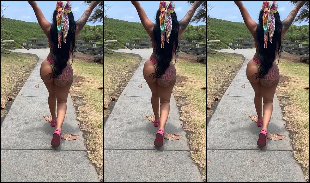 Younganturnt Little Piece Of Paradise