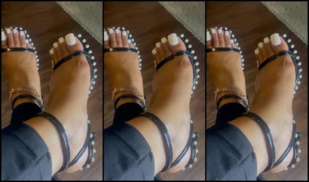 Goddess Lala Nicknamed Solegoddess Onlyfans As Im In My Sexy Heels I Expect You To Be Crawling Just Trying To Get A Whiff Of My Sexy Feet