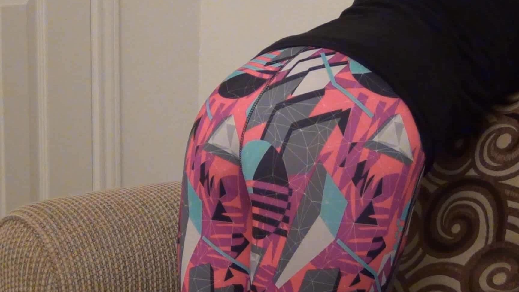 Kris, Full HD, amateurspankings AS Kris Checks In Clips4Sale