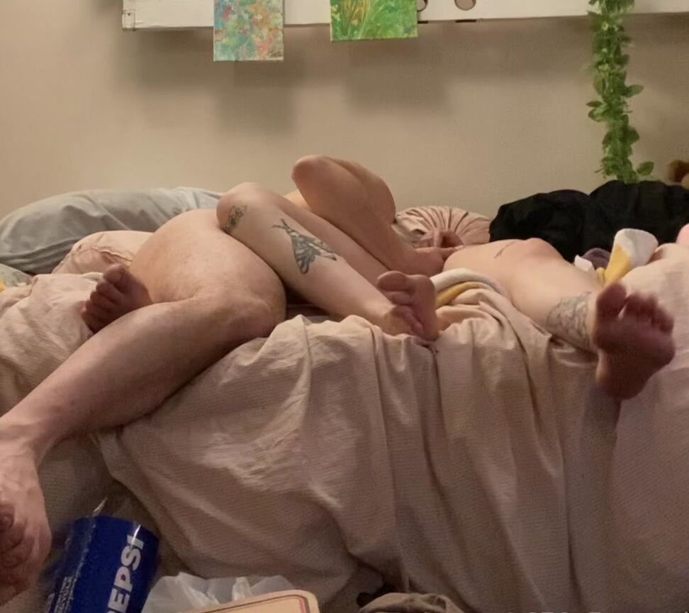 Ceosescapades Fingering Her Pussy We Are Both Just Playing With Her Pussy