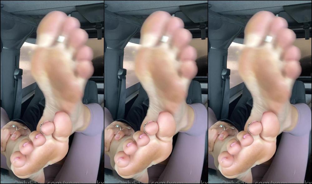 Xomaddykxo Come Hang W Me And My Sexy Soles Went And Got A Pedicure And I Can T Wait To Surpris