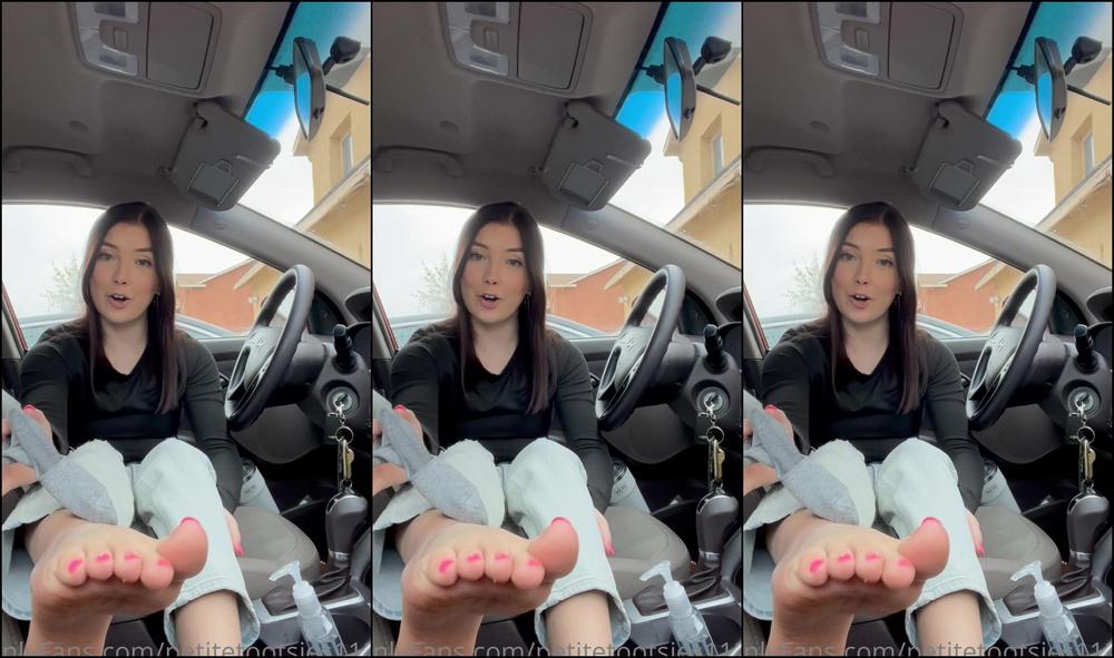 Petitetootsies Don T Get Caught Foot Worship Session This One Was So Fun To Record