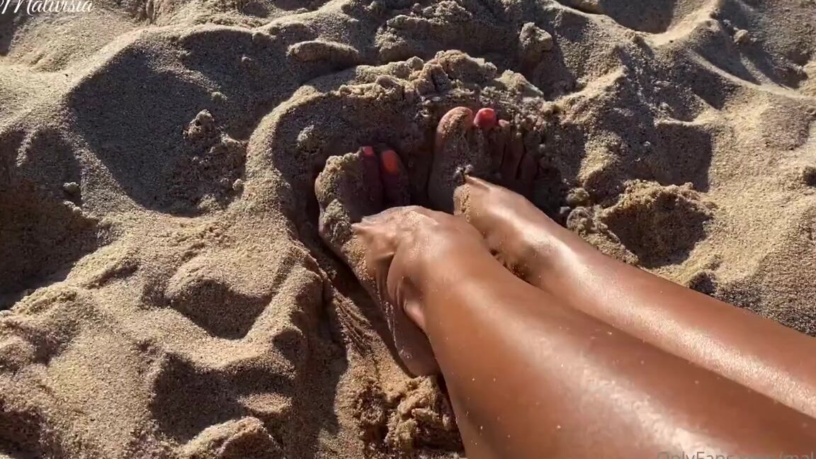 Malivisia Nicknamed Malivisia Onlyfans 07 23 2022 Agora Imagine Voc Limpando Os Meus Ps Com Os Seus Lbios