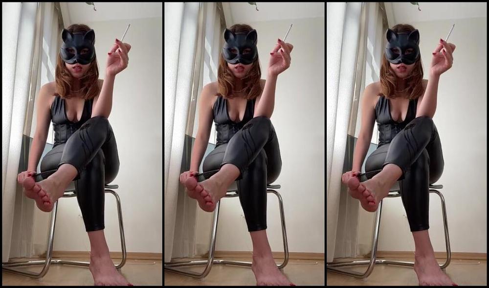 Mistress Smeyye Aka Mistresssumeyye Onlyfans You Are An Ashtray That I Spit