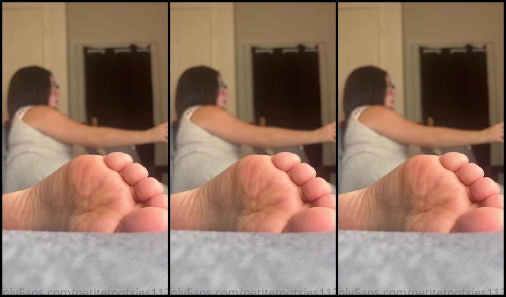Petite Feet Penelope Aka Penelopestootsies739 Onlyfans Video 739