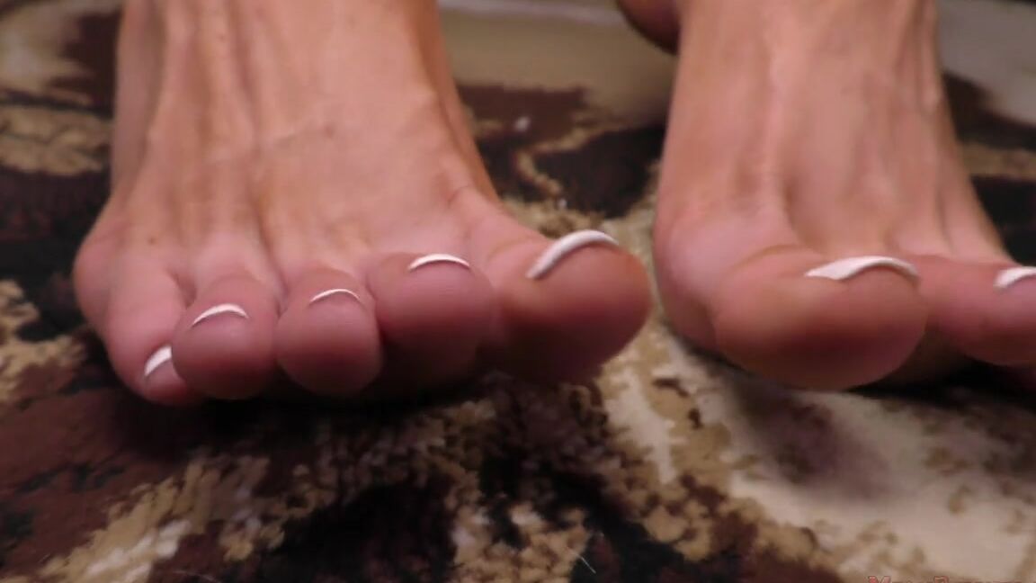 Meanbitches Onlyfans Courtney Taylor In Your Face