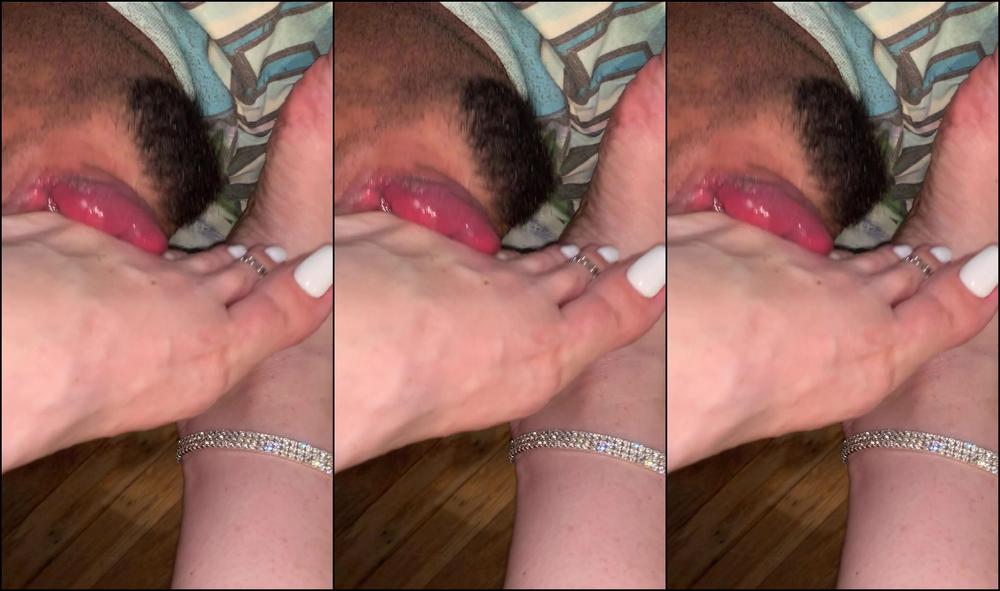 Goddessfendi Gag On These Long Pretty Toessss