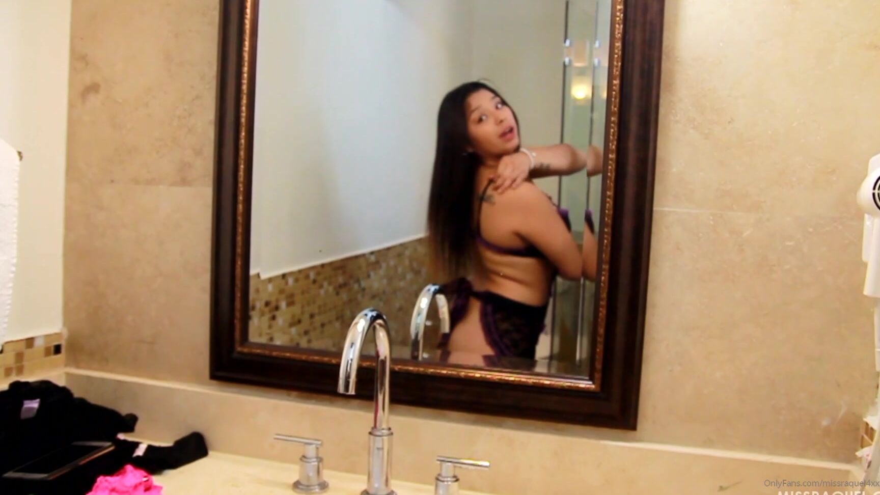 Missraquel Xx Teaching Saleh A Lesson