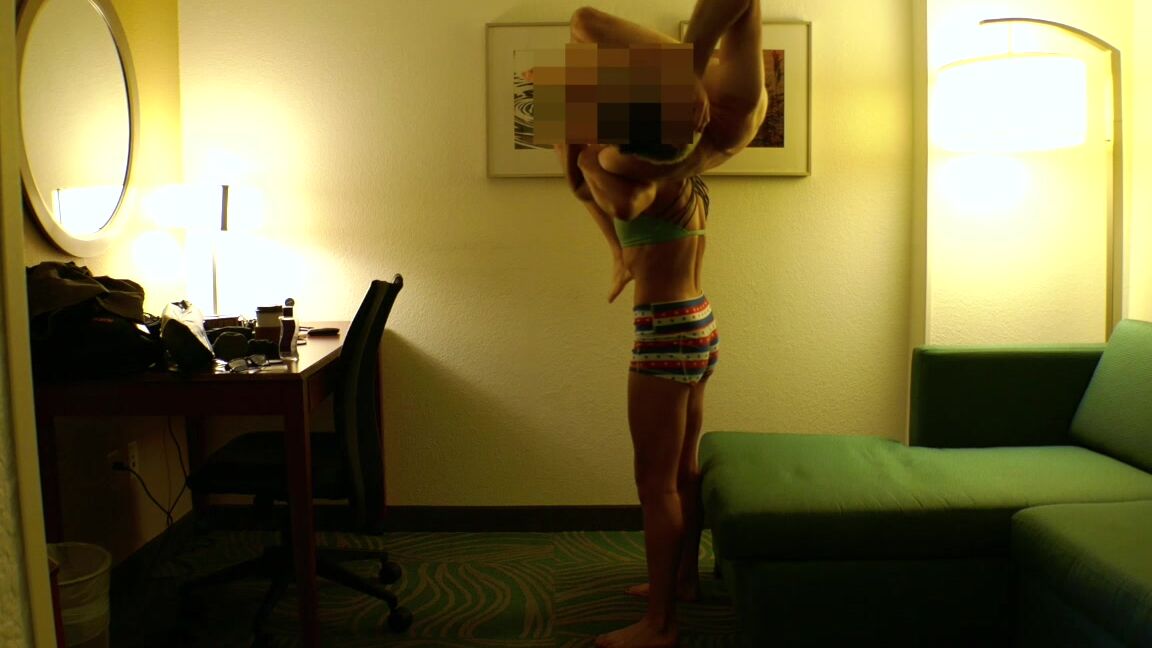 Lora Cross Naked Lift Amp Carry Handjob Man