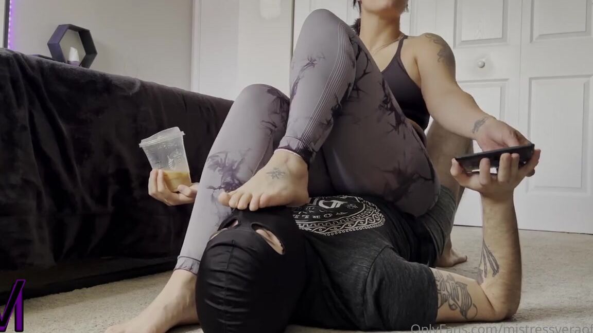 Mistress Vera Aka Mistressveraofficial Onlyfans How I Like To Relax After A Long Workout Session I Turn My Slave Into