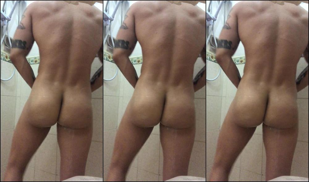 Papichulo A Little Shower Play