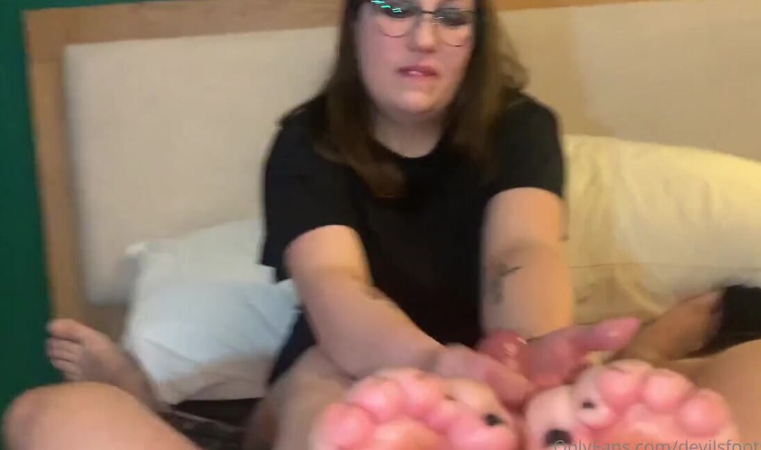 Devilsfootstool Onlyfans Ticklejob Megan Renee H