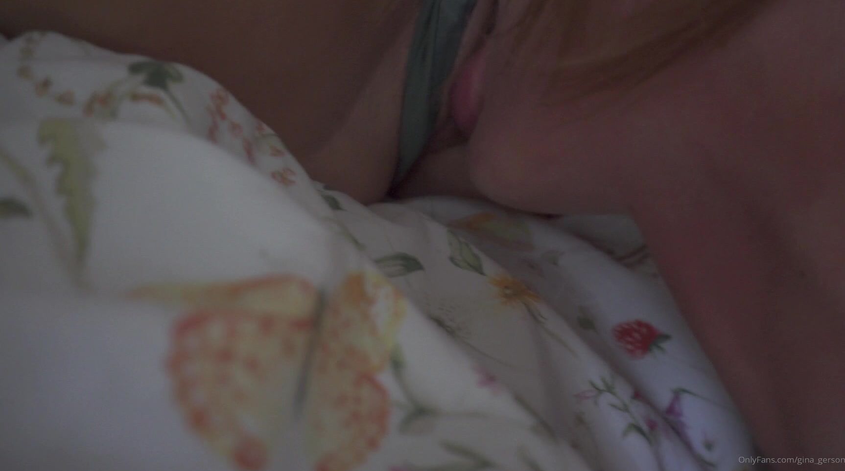 Gina Gerson Sexy Lesbian Play