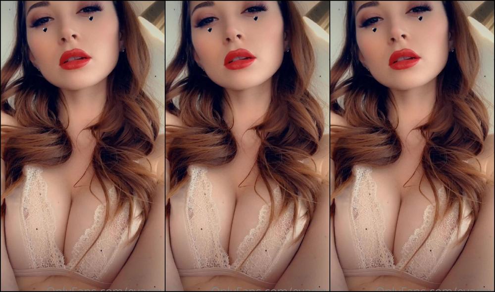 Eva De Vil Video A Harlequin Smile And Temptress Eyes I Dont O