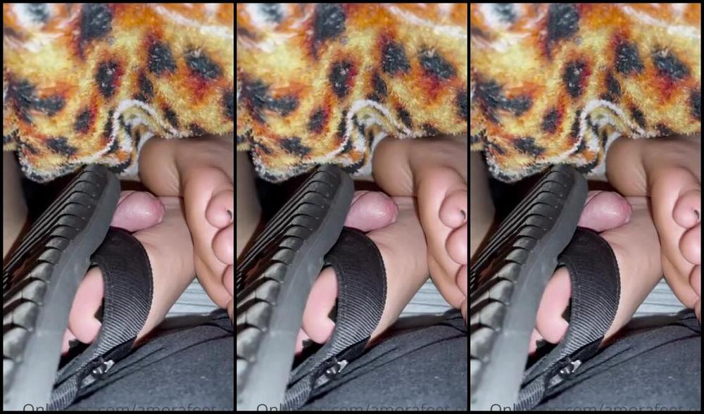 Pezinhos Da Amora Aka Amorafeetofc Onlyfans Enquanto Eu Dormia Ele Aproveitou Meus Pezinhos Da Melhor Forma Acho Que Muitos De Vocs Queriam