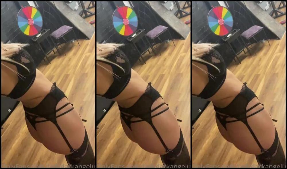 Ladydarkangeluk Onlyfans Stockings Suspenders And Thigh High Boots What S Not To Love