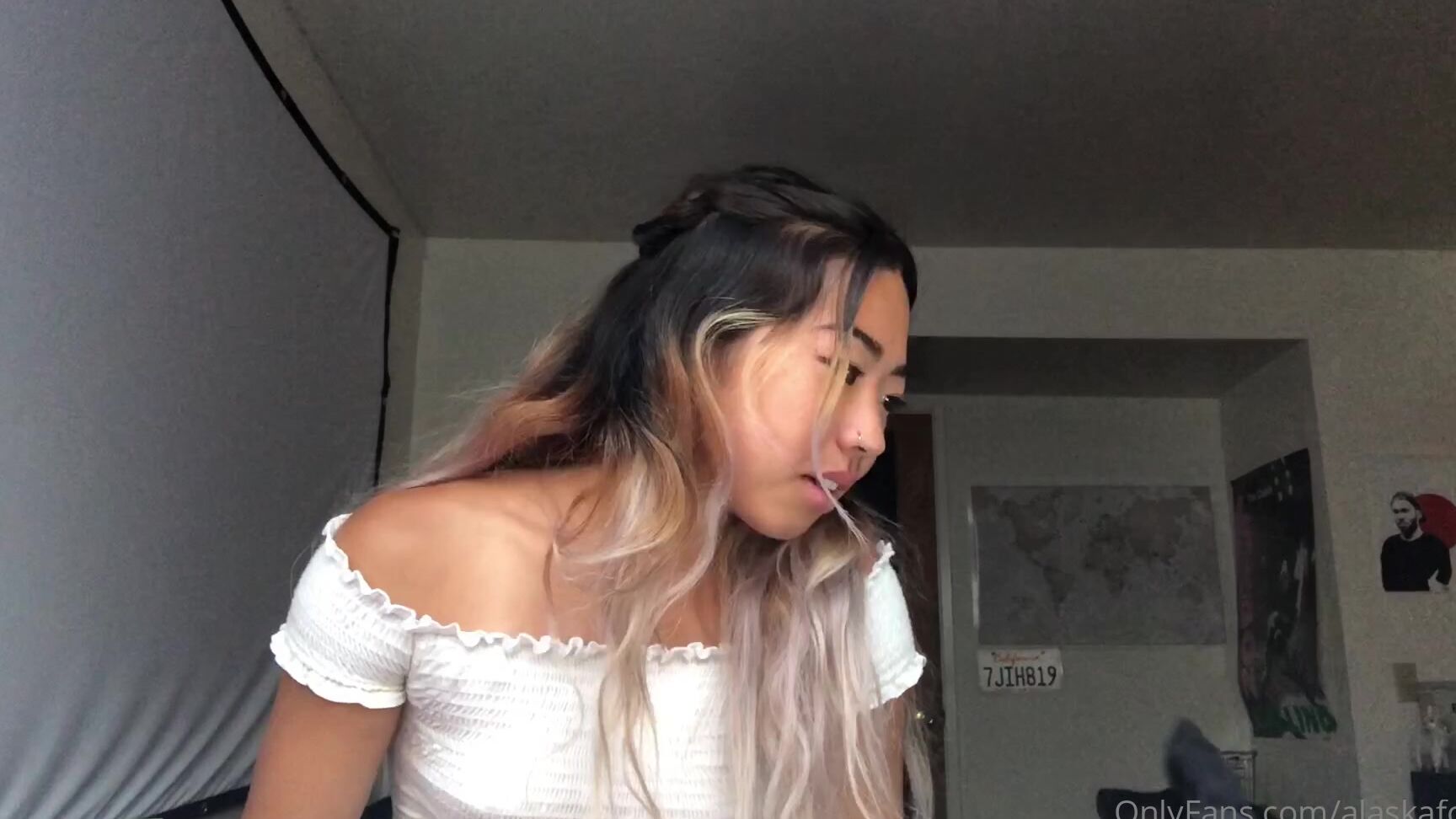 Alaskafornia Gonna Do A Topless Q A For Onlyfans Viewers Only Sim