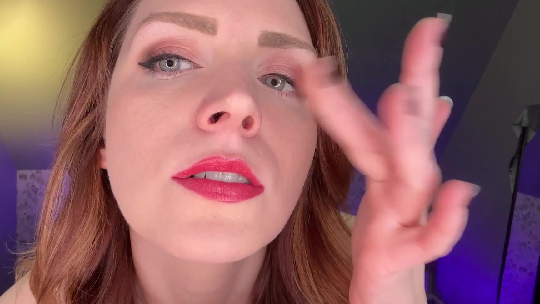 "SneezeGoddess" facefetish, lipstick, lipstickfetish, mucophilia, pignose, pignosesneeze, sfw, sneeze, sneezegoddess, sneezing, sneezing Pignose Sneezing Fantasy manyvids