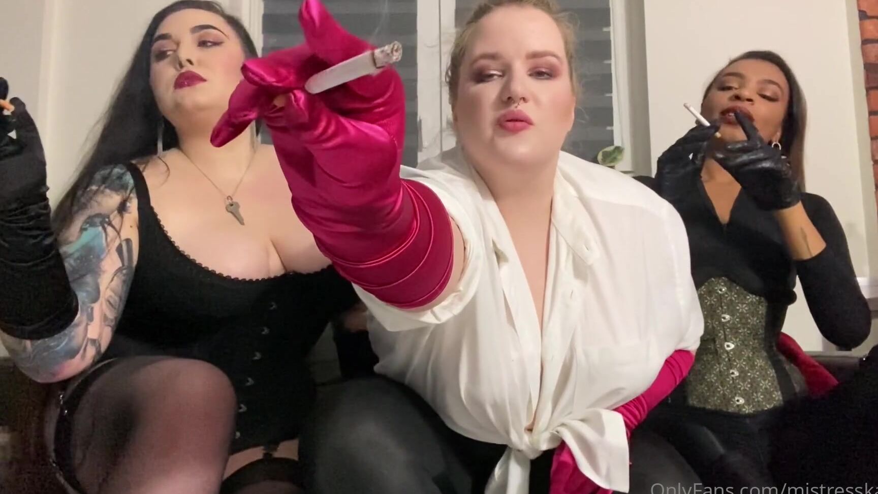 Mistresskarino You Love To Be Useful Very Good Because Three Goddesses Want Use You In The Best Way